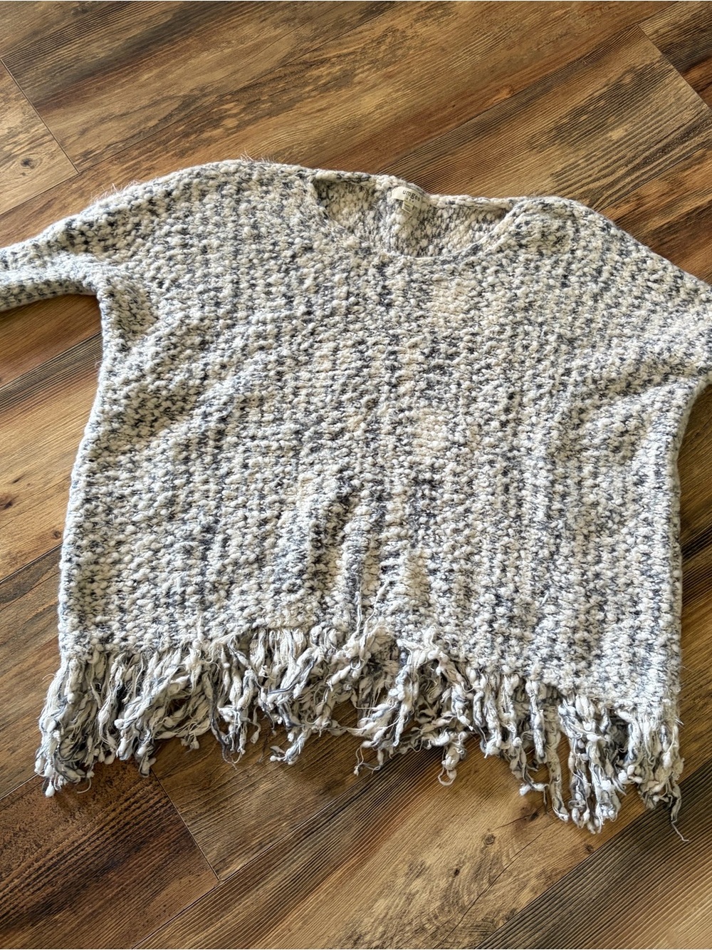 Umgee Cream & Gray Fringe-Hem Crewneck Sweater